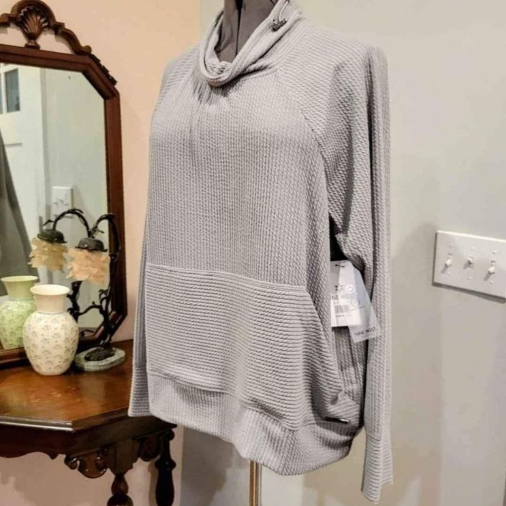 NWT 2X Nine West Active Grey Textured Pullover - Picture 4 of 9